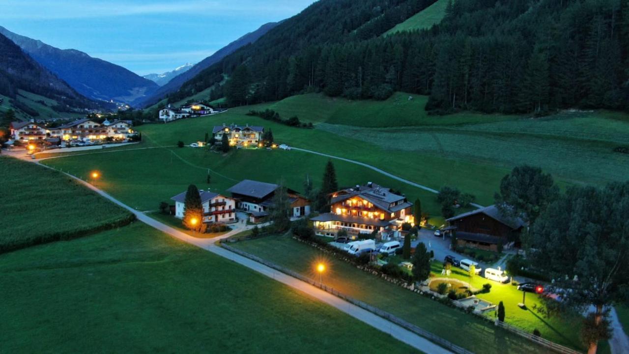 Oberjahrl Hotel Ahrntal Buitenkant foto
