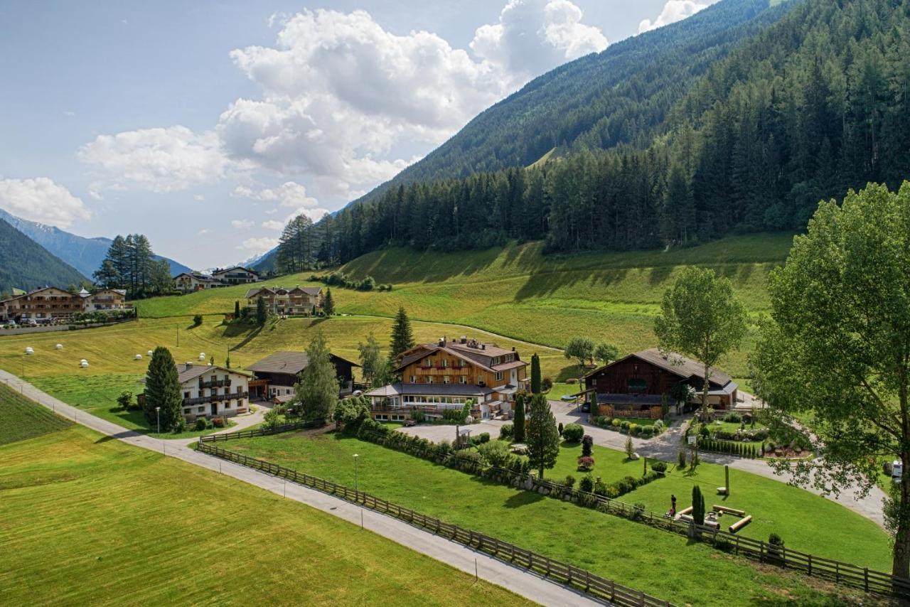 Oberjahrl Hotel Ahrntal Buitenkant foto