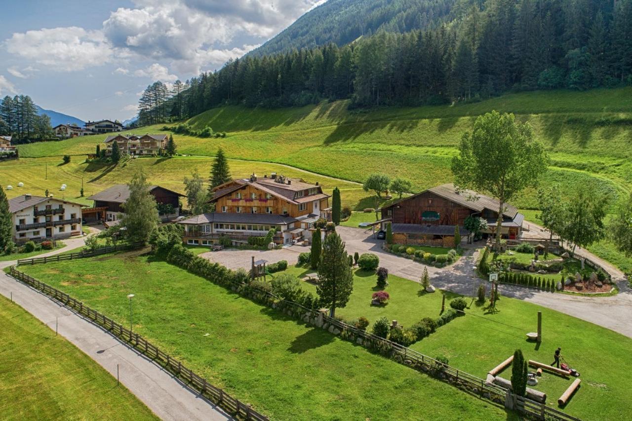 Oberjahrl Hotel Ahrntal Buitenkant foto